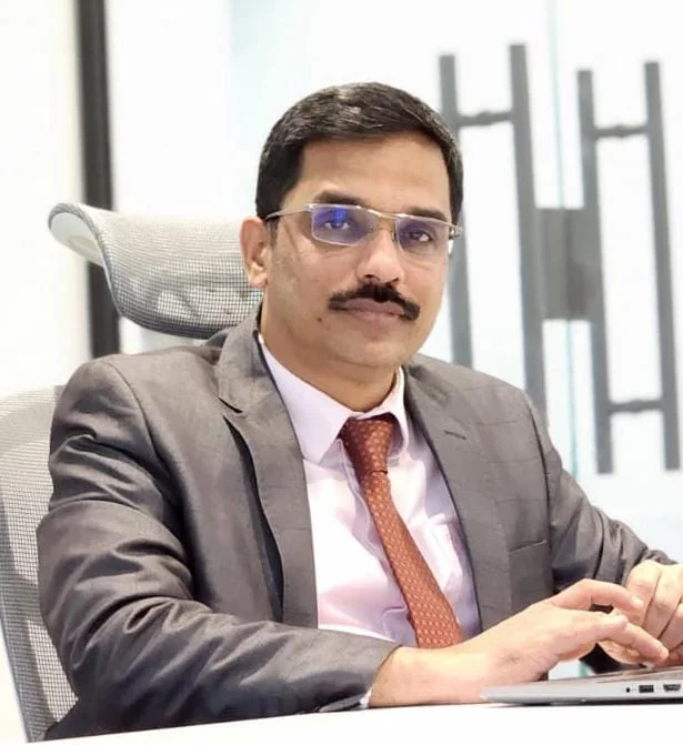 Suresh Kumar — Head of Centre & Senior Finance Leader